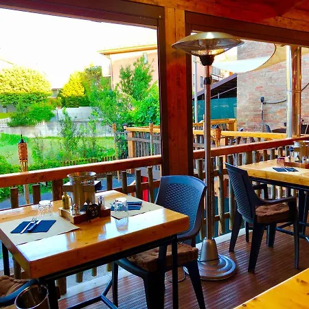 Wellness Junior Caren Bed & Breakfast