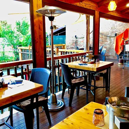 Oda ve Kahvaltı Wellness Carlos Grill Bbq