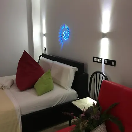 Wellness Carlos Grill Bbq Oda ve Kahvaltı 4*