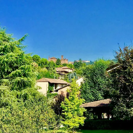 Wellness Carlos Grill Bbq Oda ve Kahvaltı Grinzane Cavour